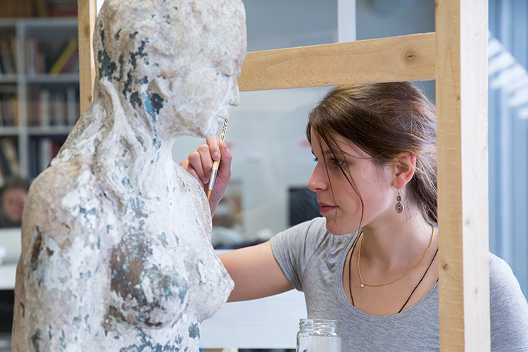 Hochschule der Künste Bern, Konservierung und Restaurierung. Photo: Chris Richter
